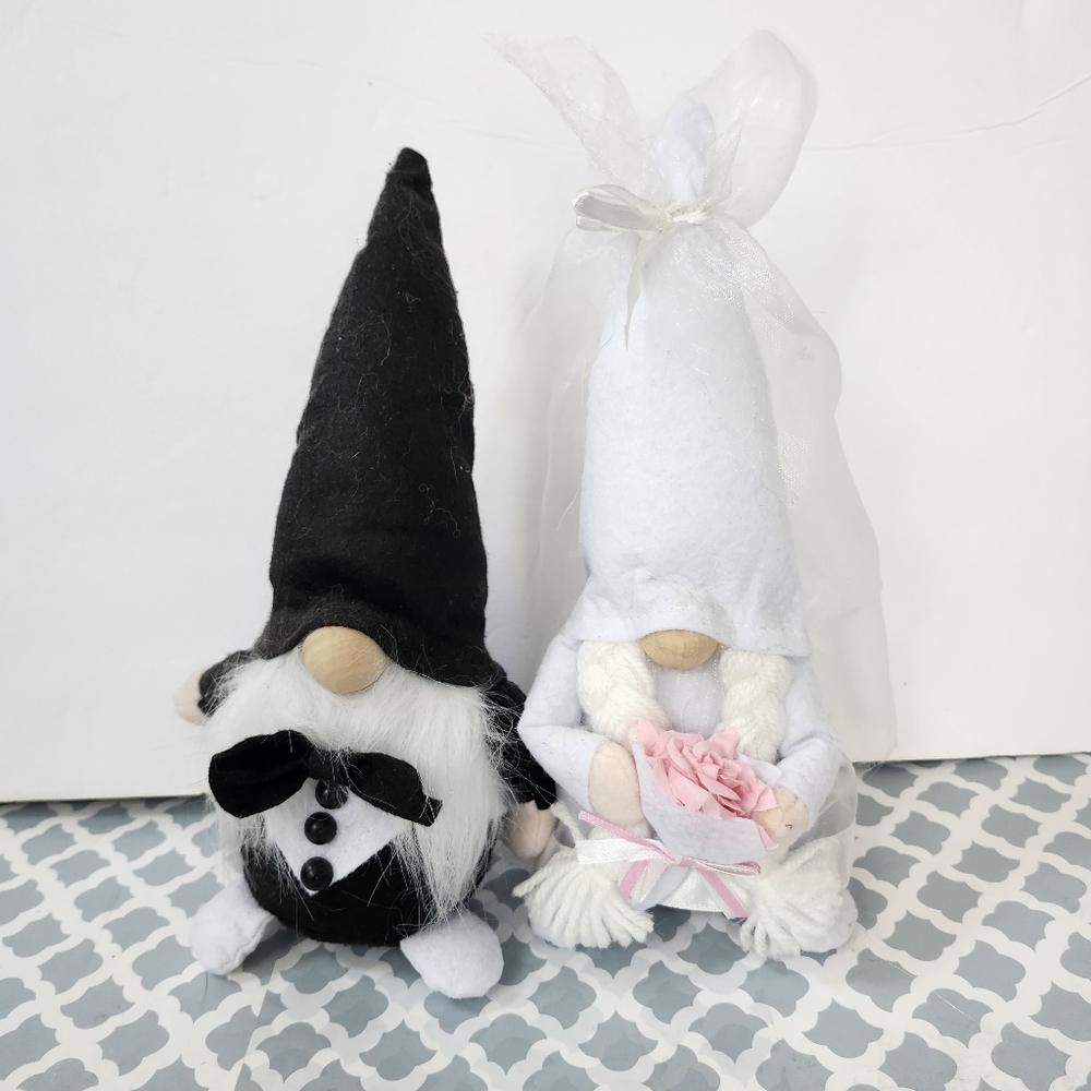 Bride and Groom Gnome 10 Inch